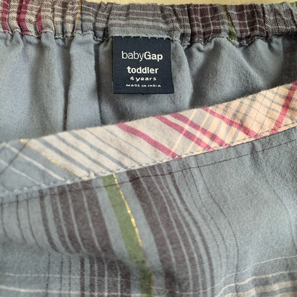 Girl’s babyGap Plaid Ruffle Skirt - Picture 5 of 5